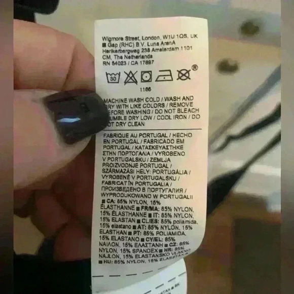 Athleta Black Woman’s Bra size  XL - Picture 5 of 10